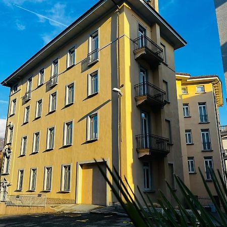 Guesthouse Lugano Apartments By Lr エクステリア 写真
