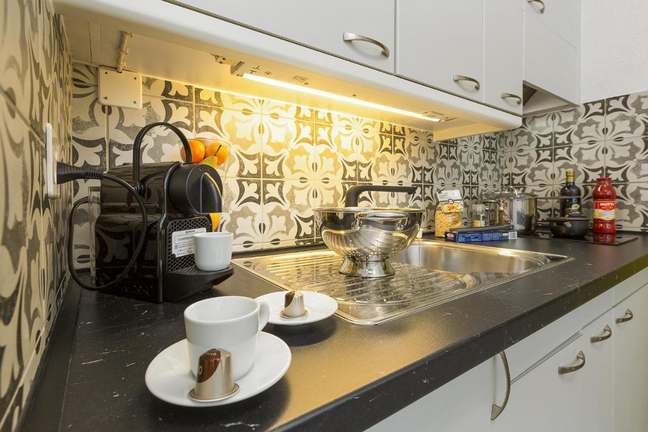 Guesthouse Lugano Apartments By Lr エクステリア 写真