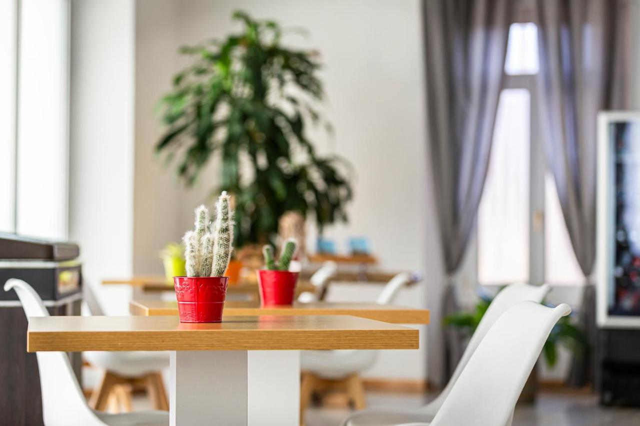 Guesthouse Lugano Apartments By Lr エクステリア 写真