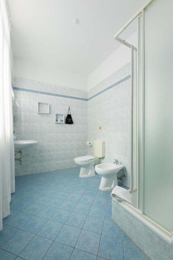 Guesthouse Lugano Apartments By Lr エクステリア 写真