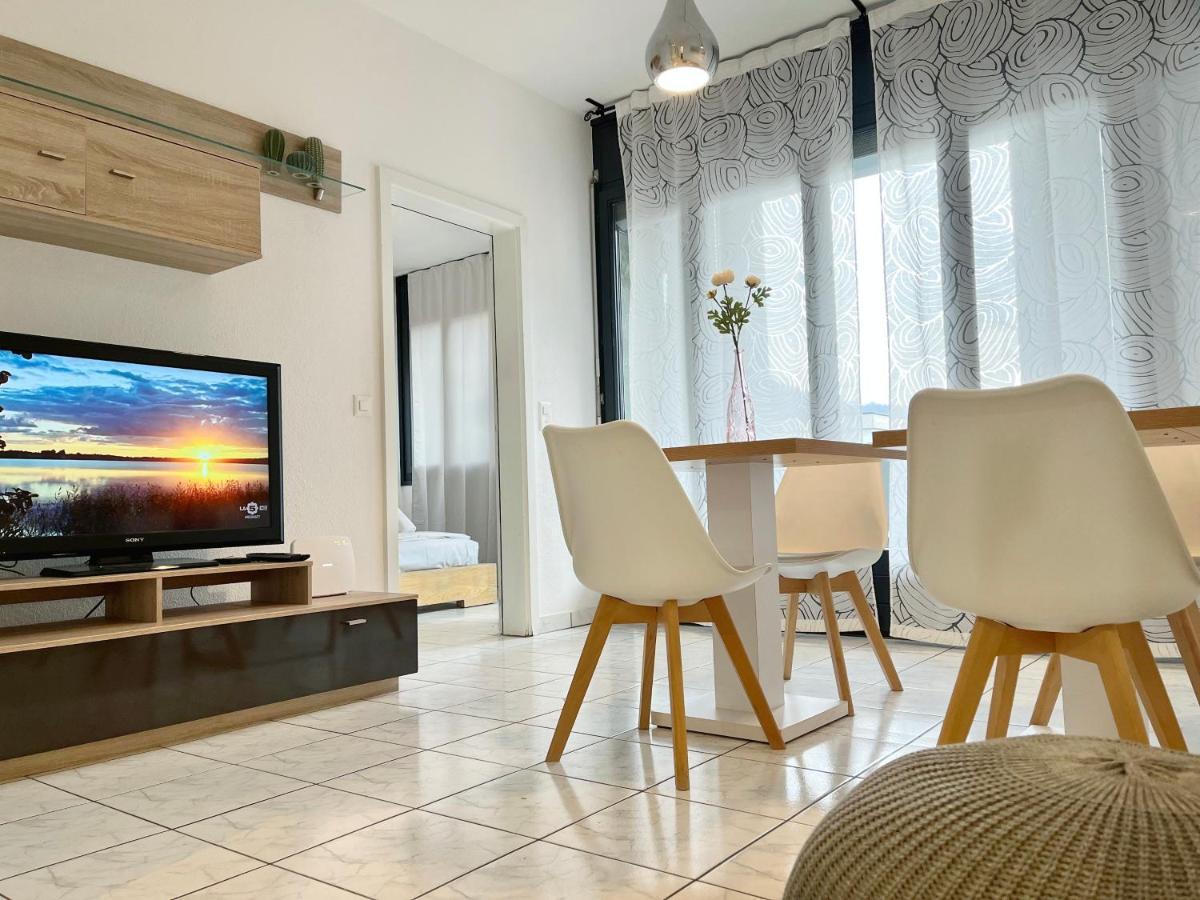 Guesthouse Lugano Apartments By Lr エクステリア 写真
